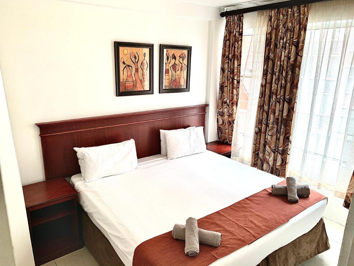 Emakhosini Self-Catering Apartments ダーバン エクステリア 写真