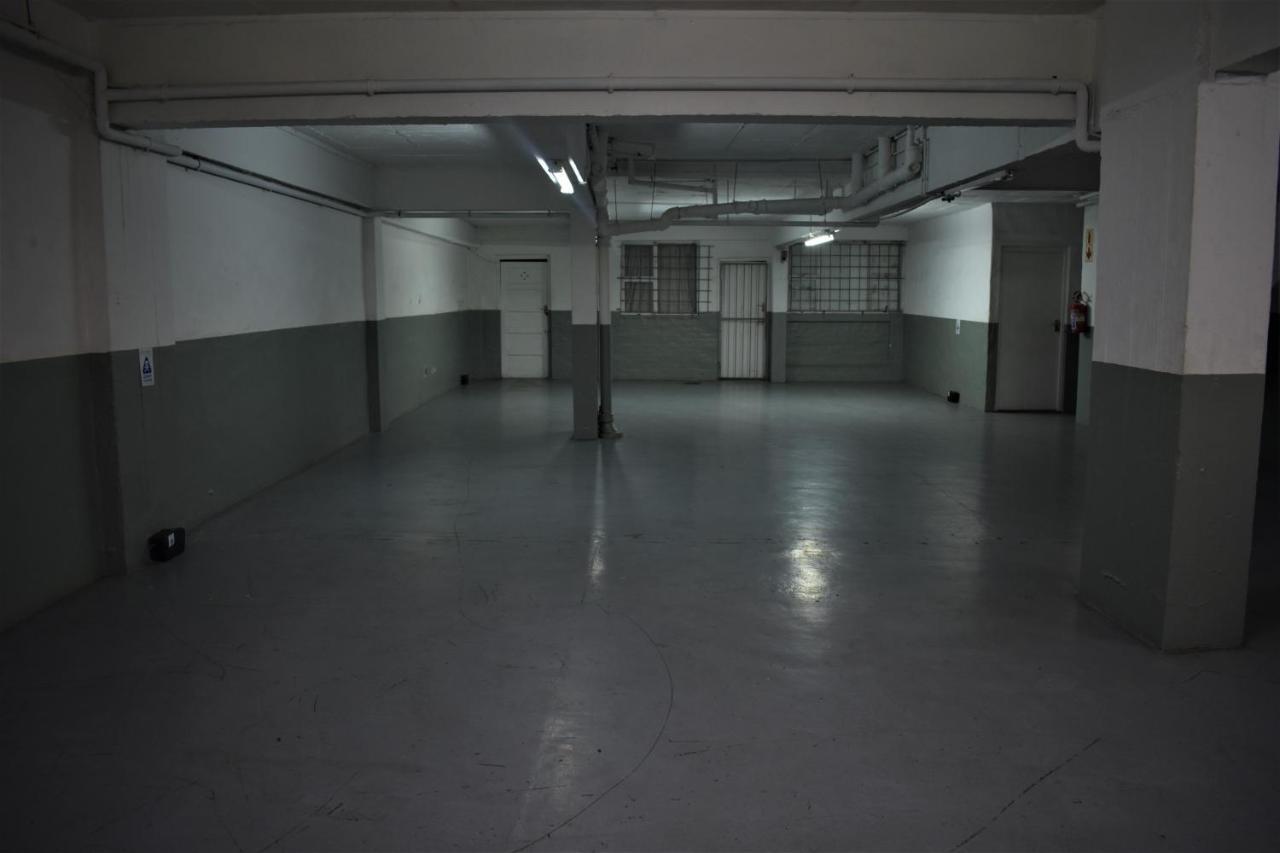 Emakhosini Self-Catering Apartments ダーバン エクステリア 写真